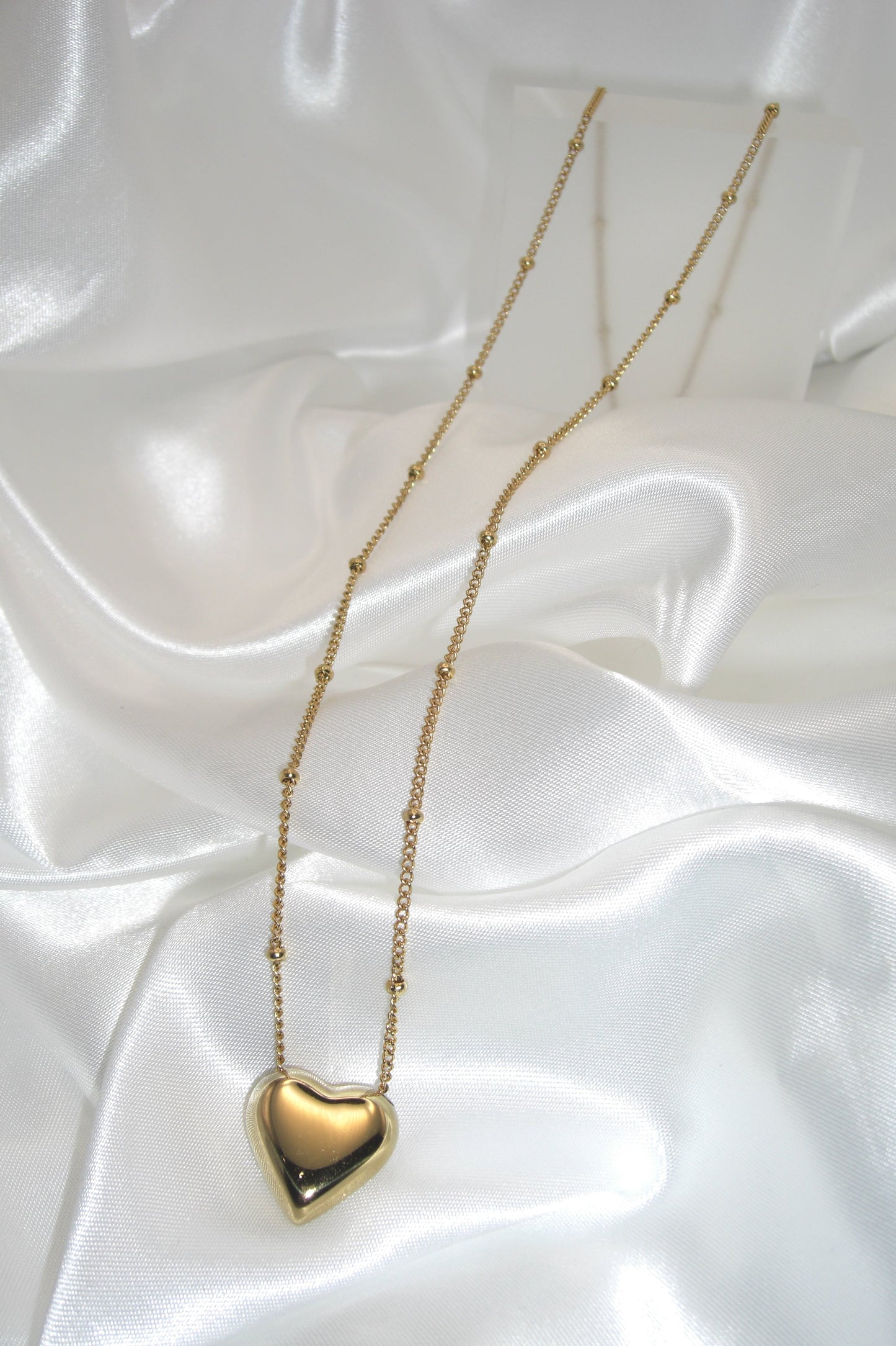 Collana con cuore in acciaio