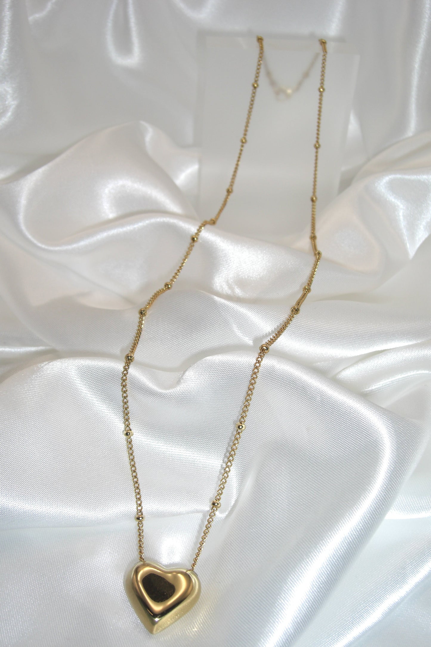 Collana con cuore in acciaio