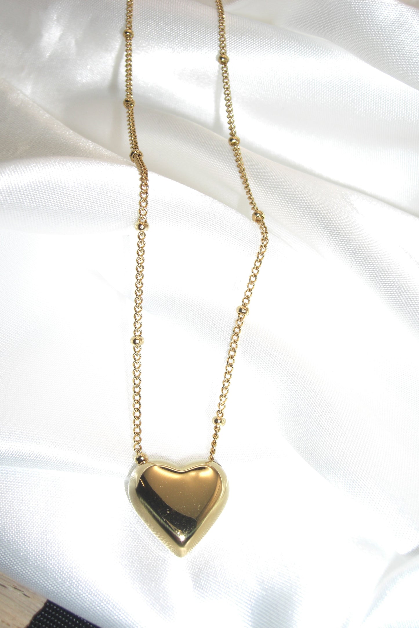 Collana con cuore in acciaio
