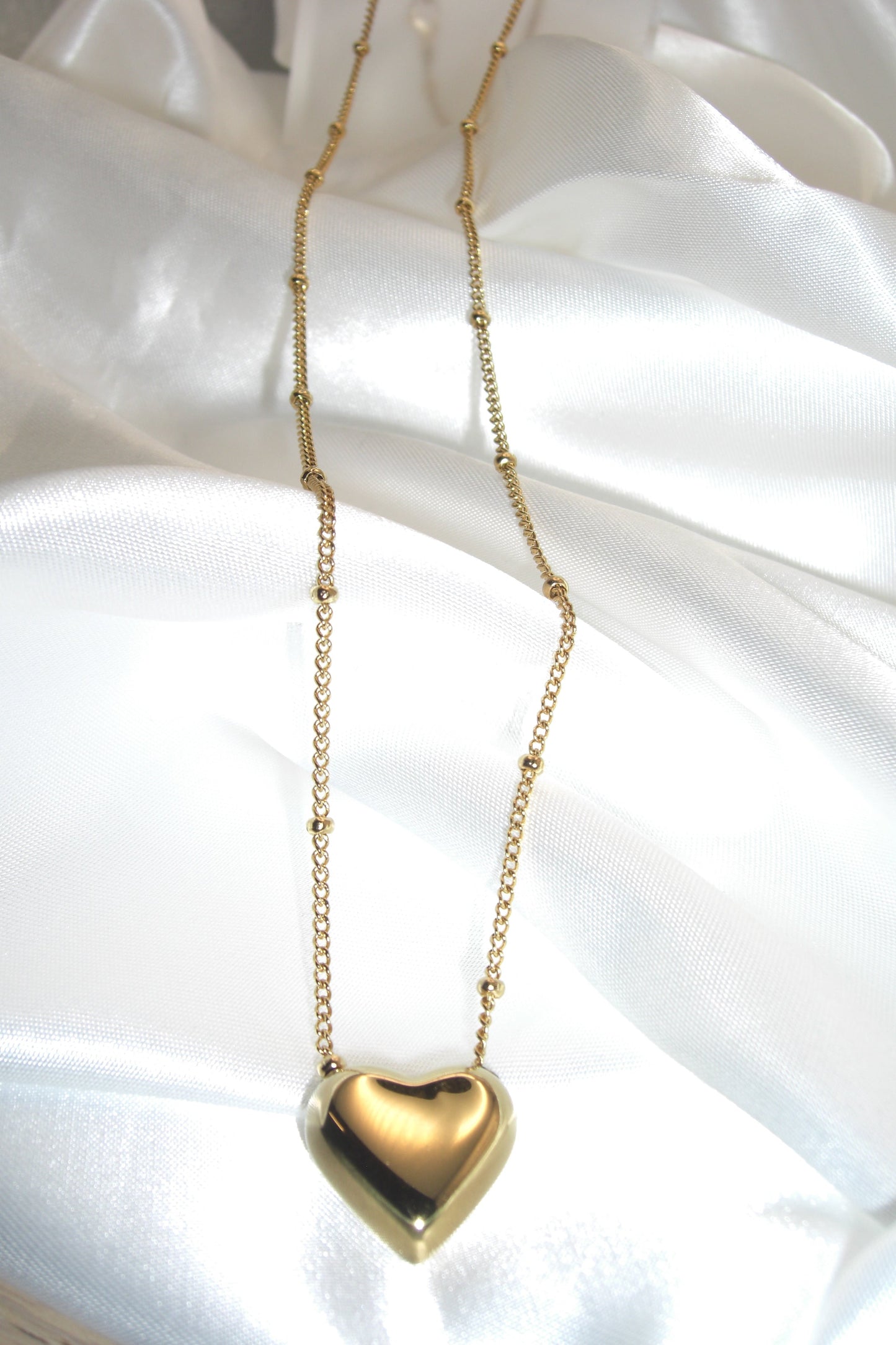 Collana con cuore in acciaio