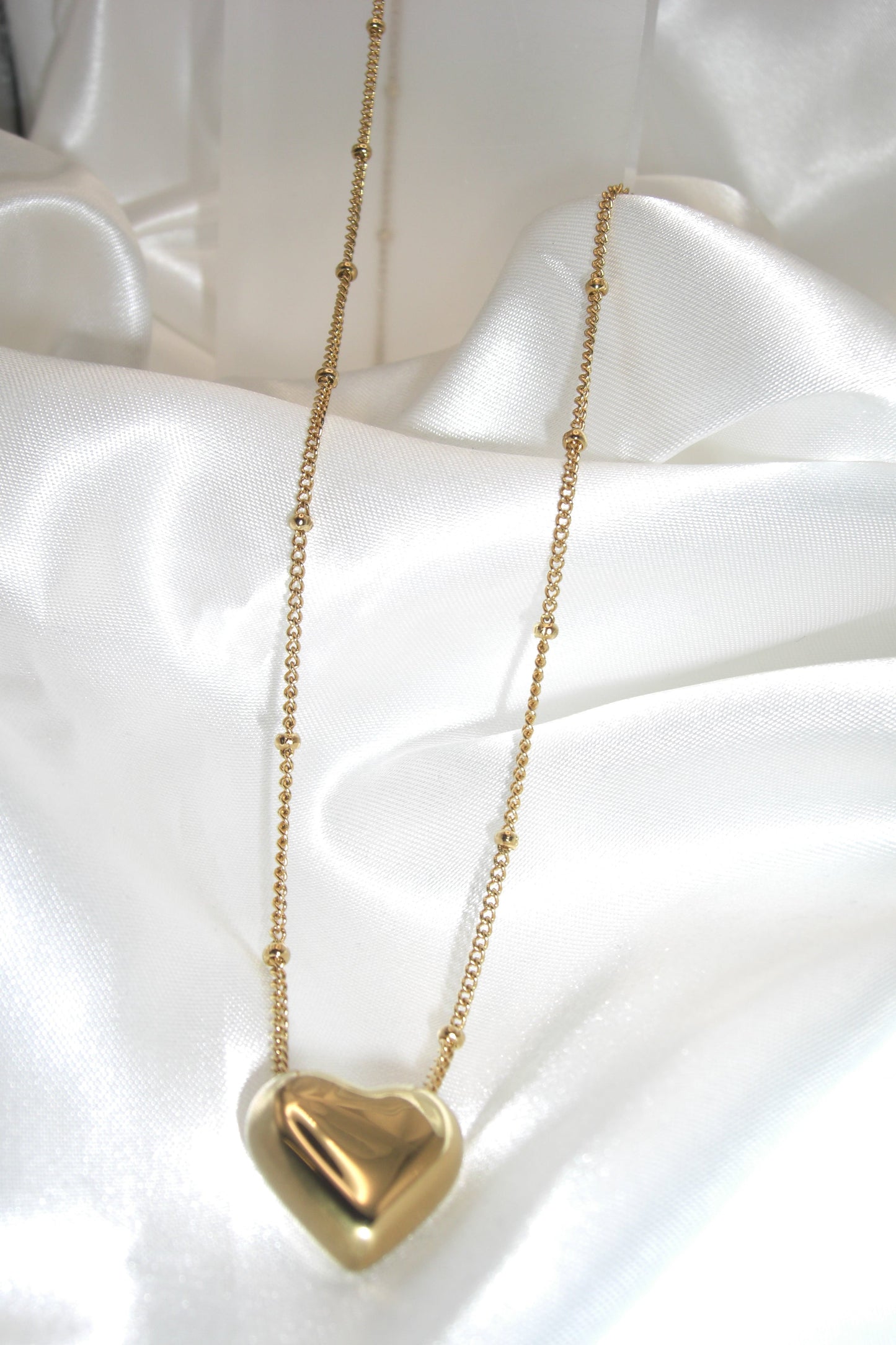 Collana con cuore in acciaio