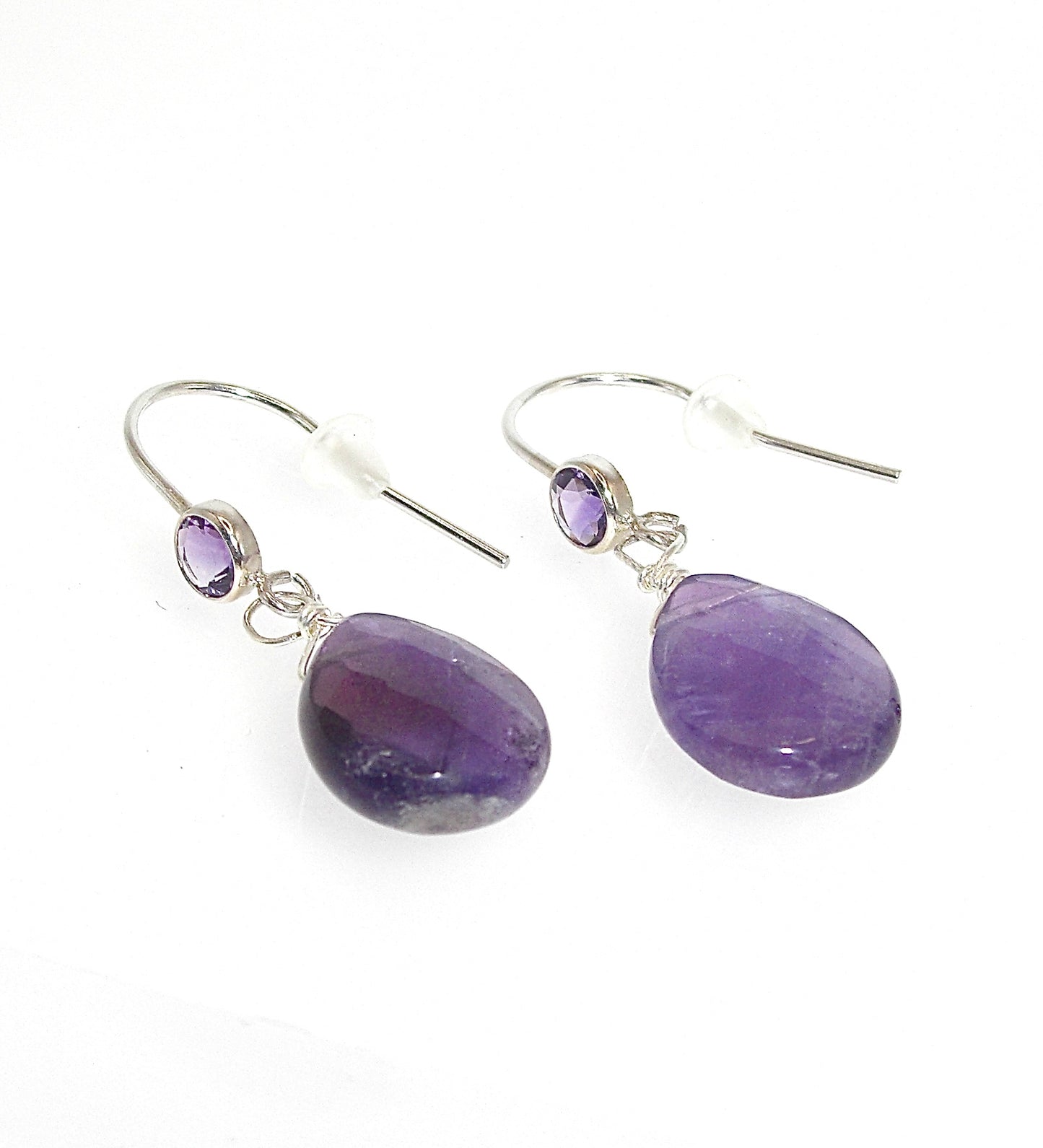 Drop earrings with hard stone
