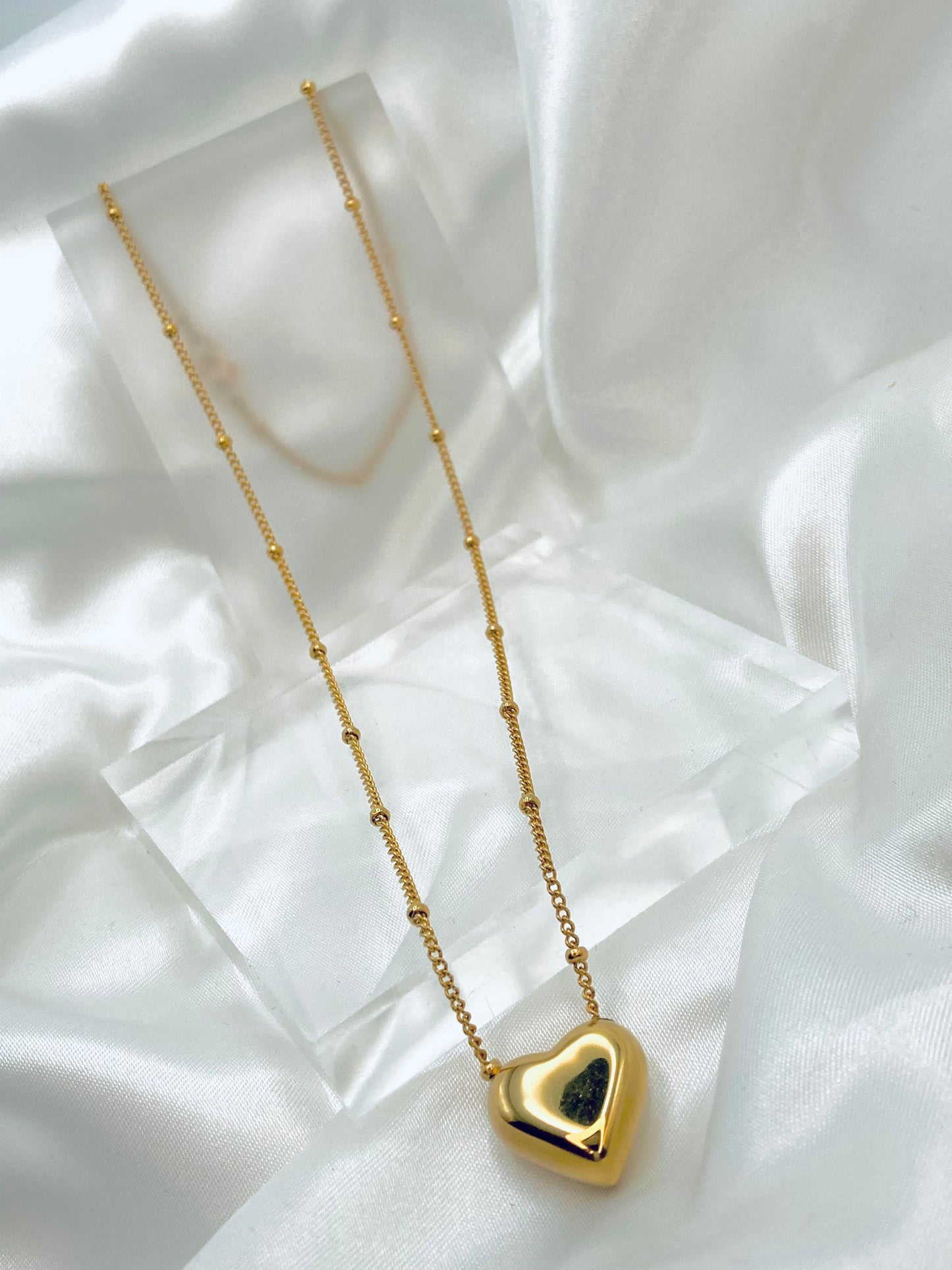 Collana con cuore in acciaio