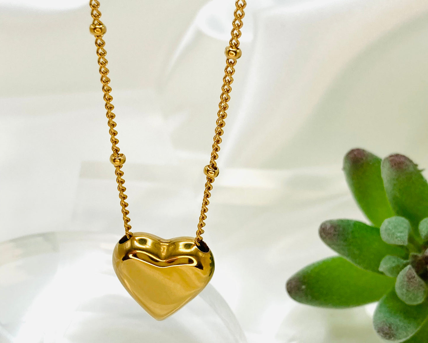 Collana con cuore in acciaio