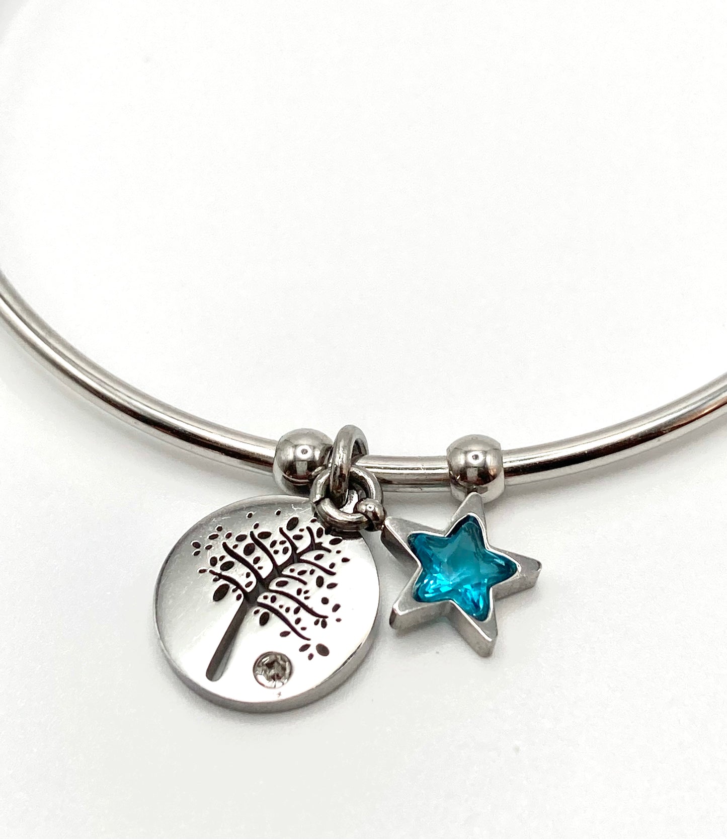 Bracciale rigido in acciaio