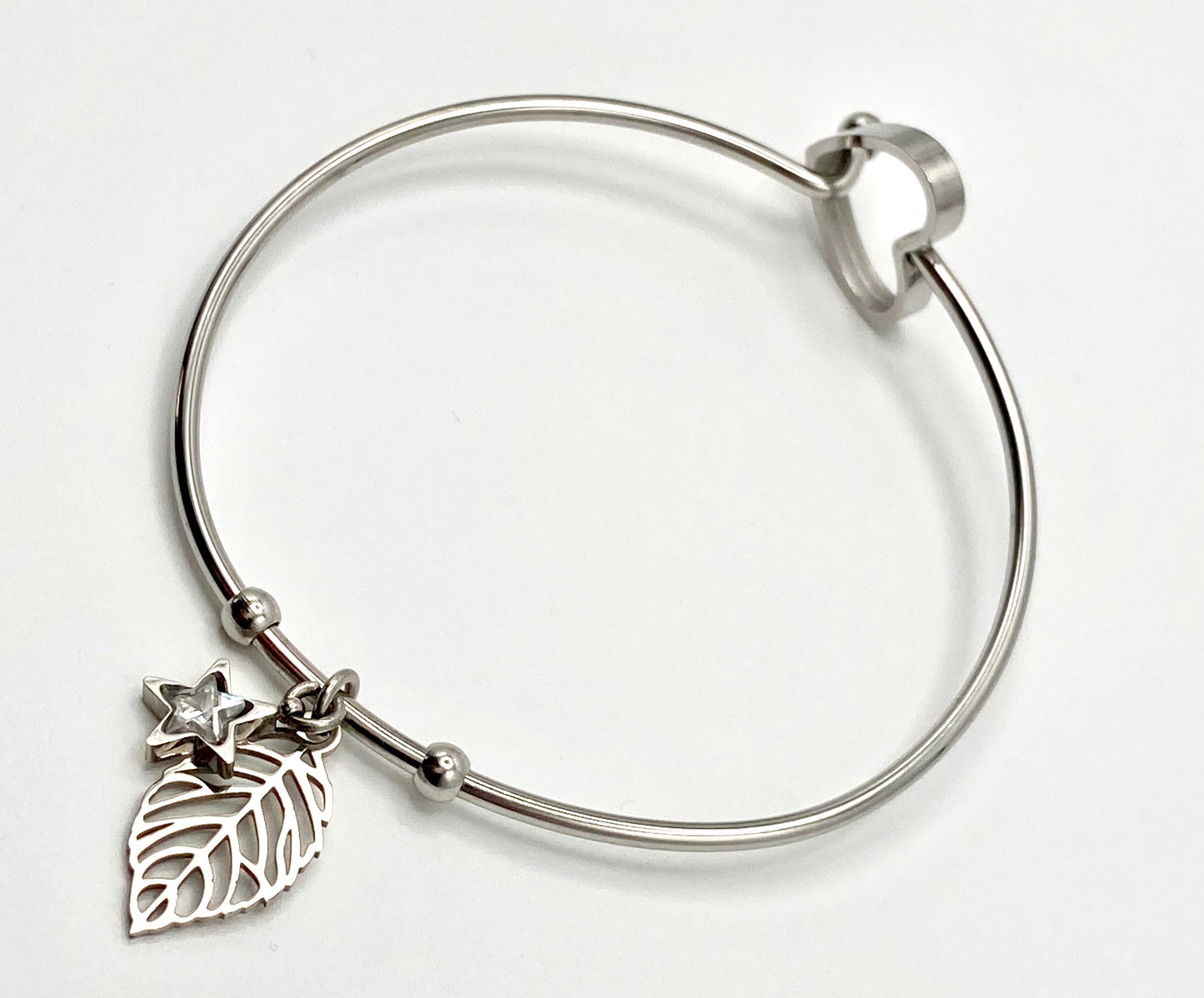 Bracciale rigido in acciaio