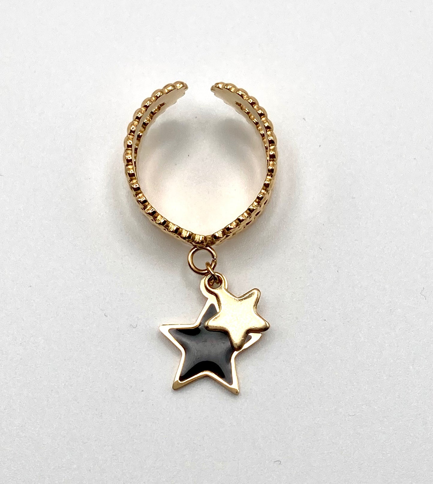 Anello a fascia con stelle