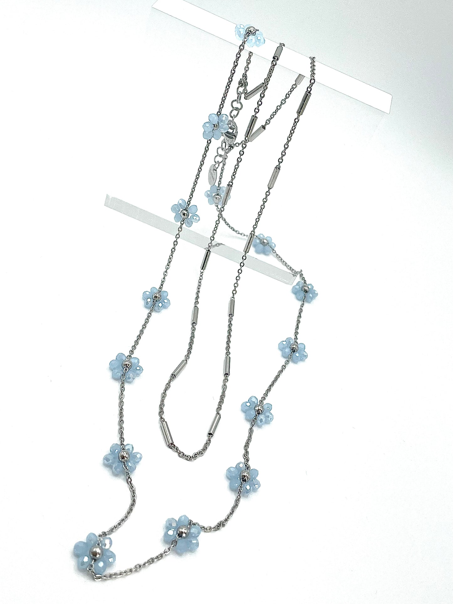 Collana con fiori in cristallo
