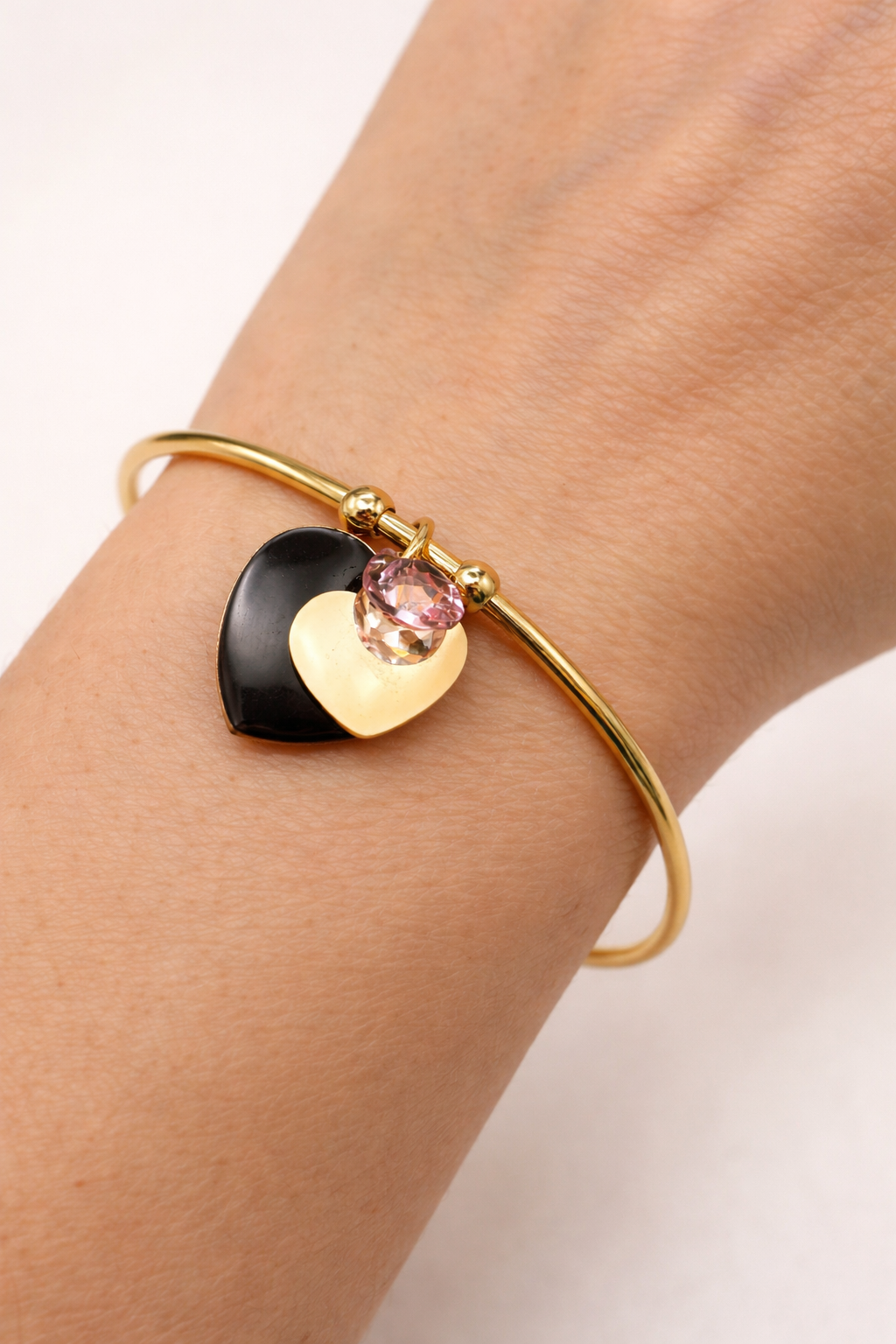 Bracciale Rigido con Charms Cuore e Goccia in Cristallo