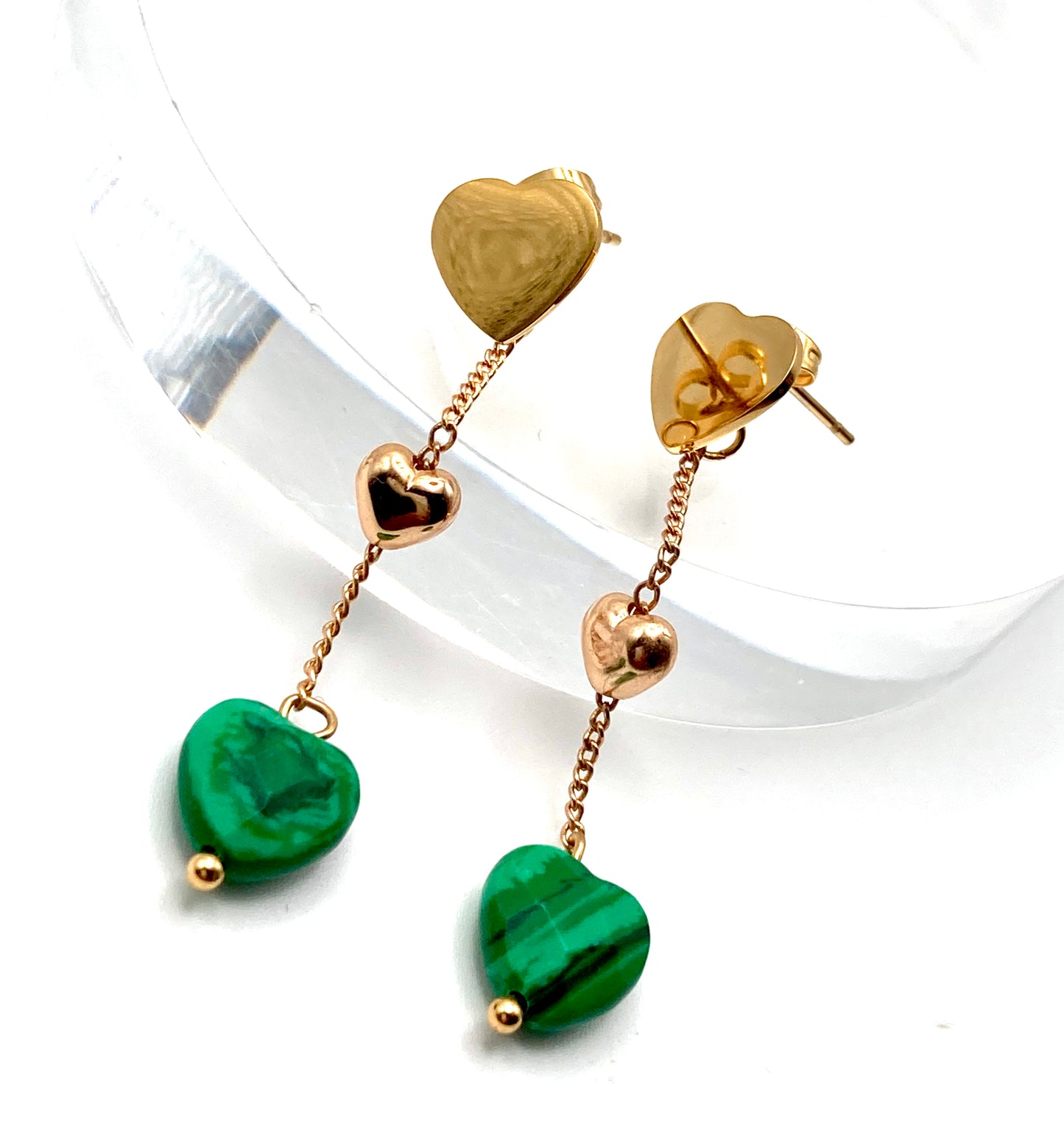 Orecchini con cuore pietra dura