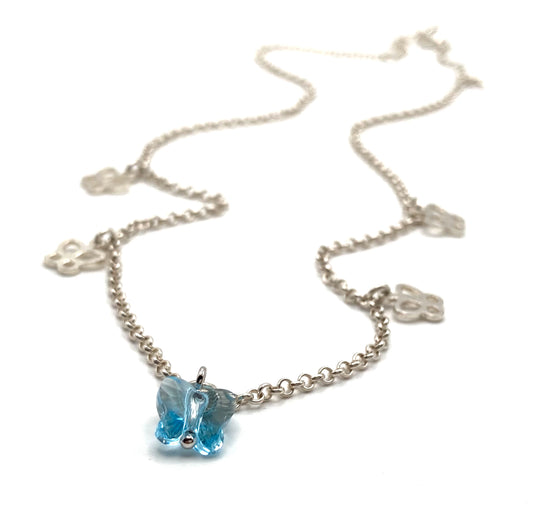 Collana con farfalle