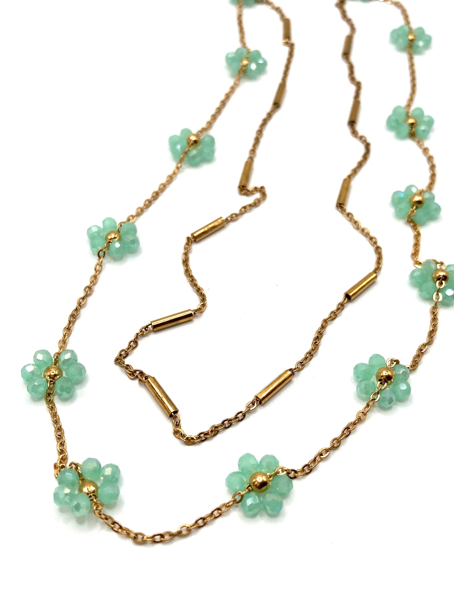 Collana con fiori in cristallo