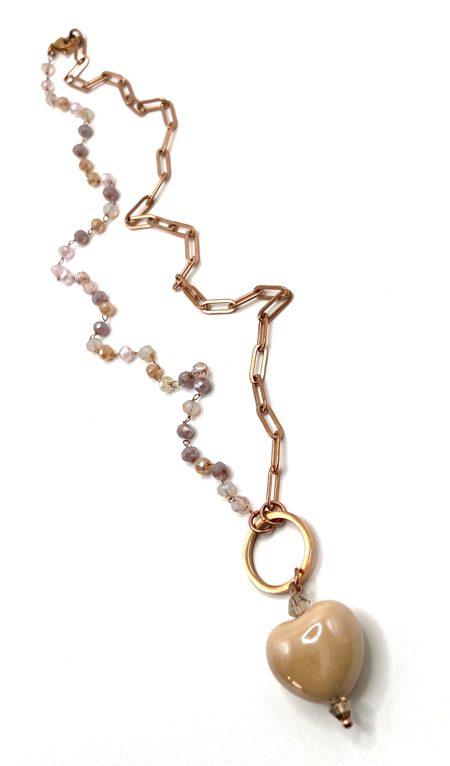 Collana e orecchini con cuori in ceramica