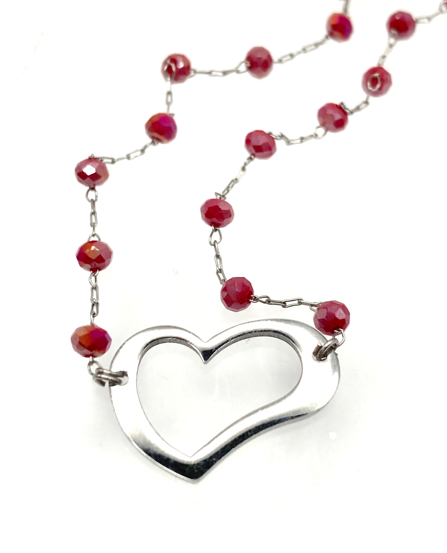 Collana con cristalli e cuore vuoto
