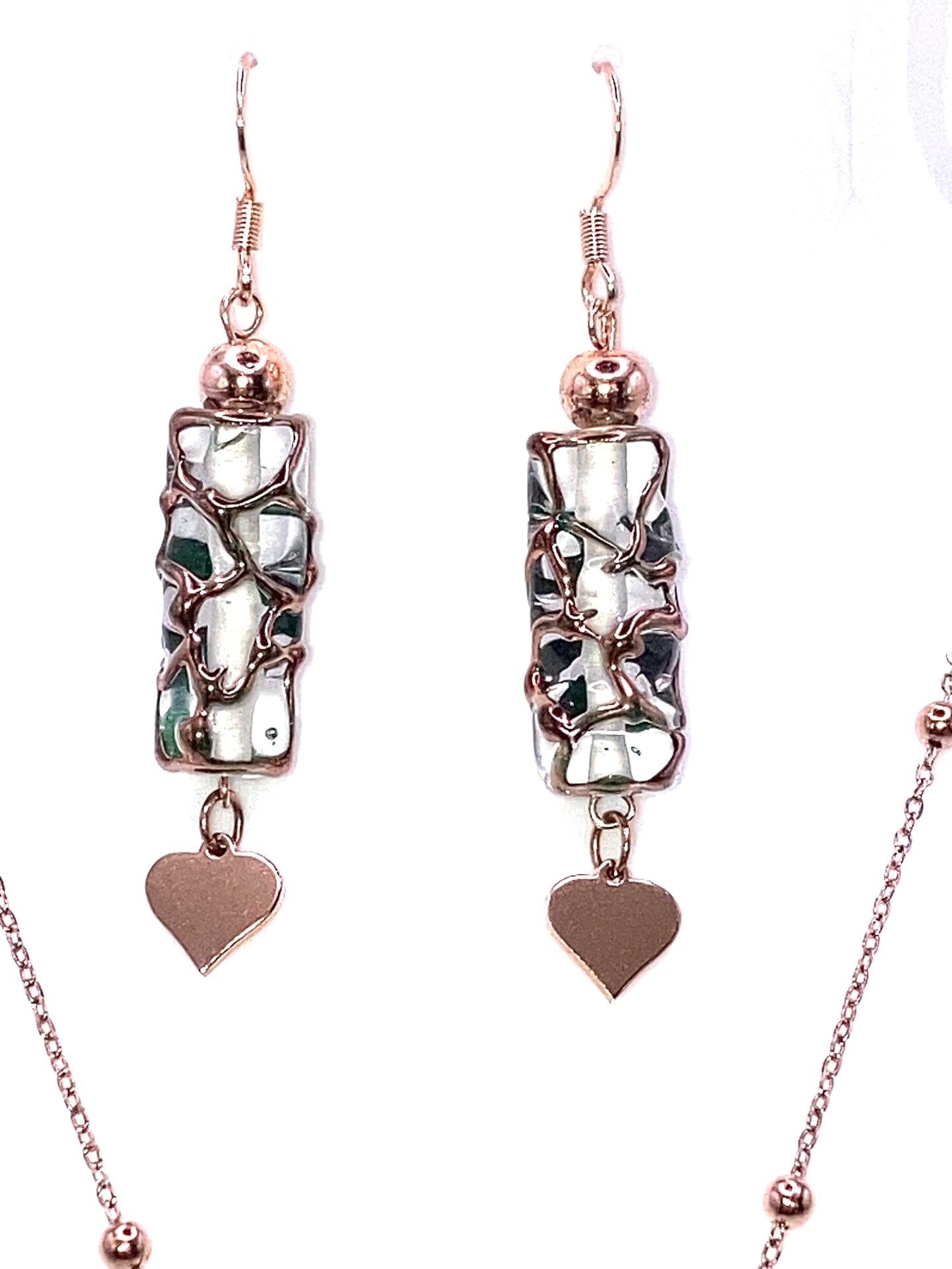 Collana e orecchini con tubo in vetro