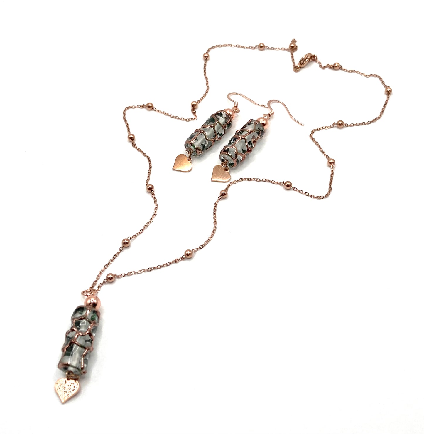 Collana e orecchini con tubo in vetro