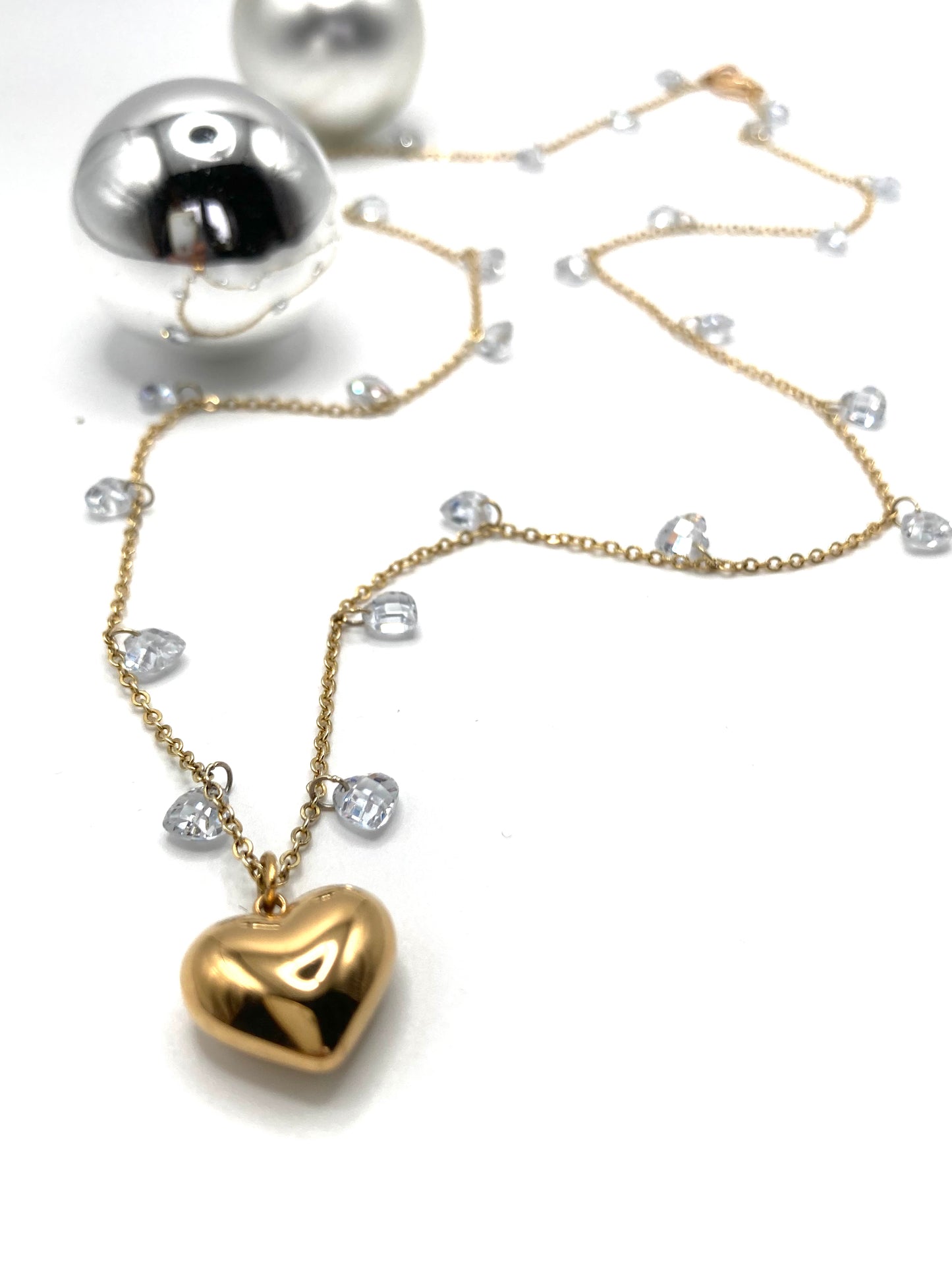 Collana in acciaio con zirconi