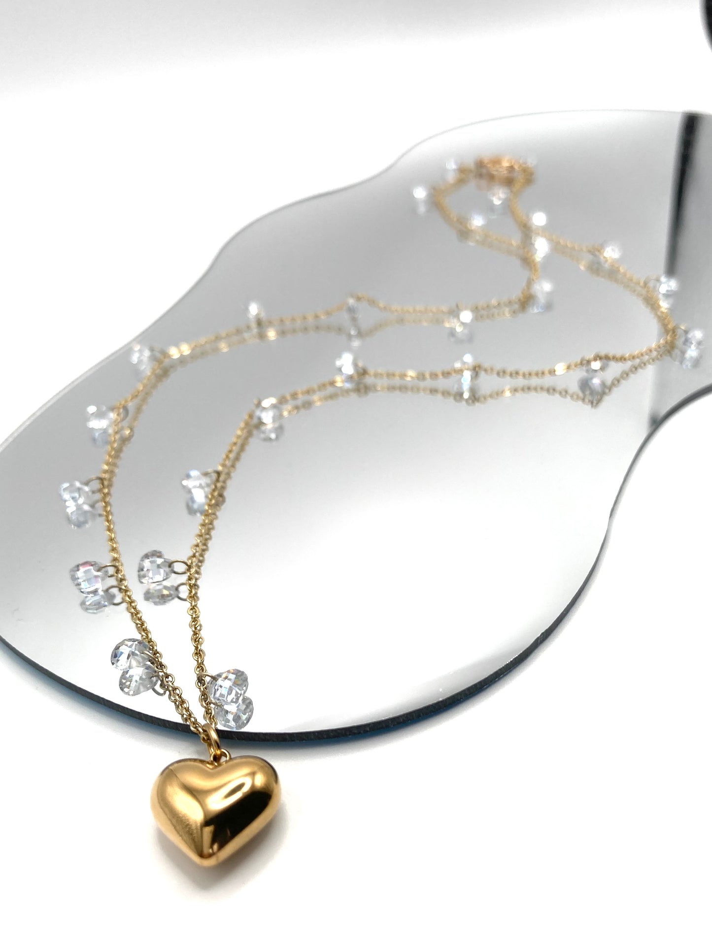 Collana in acciaio con zirconi