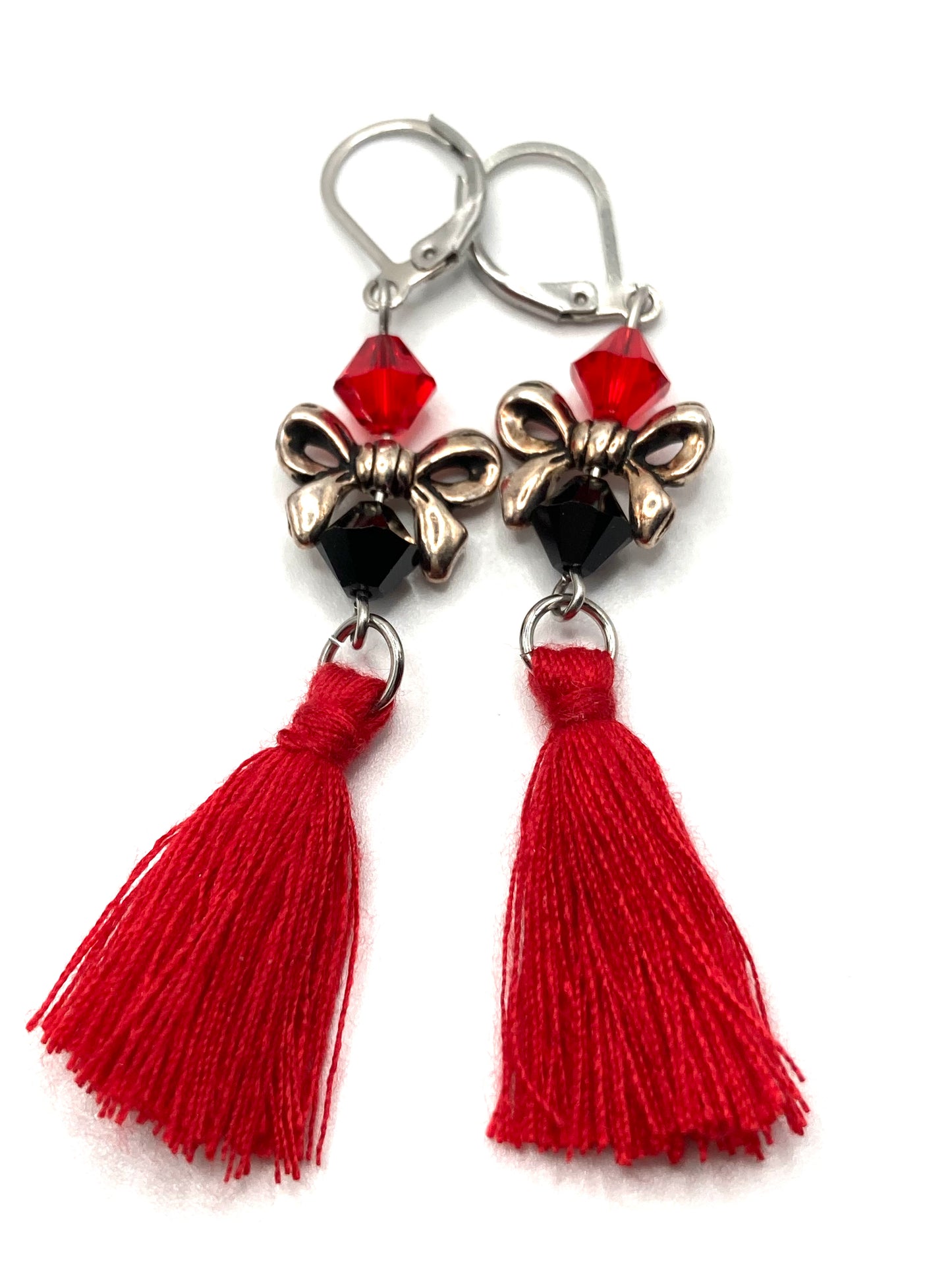 Collana e orecchini con nappina