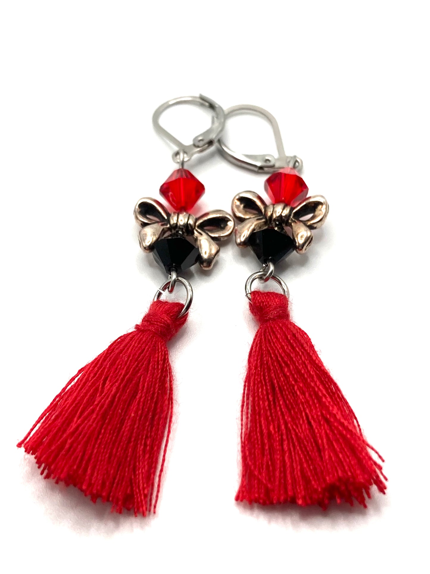 Collana e orecchini con nappina