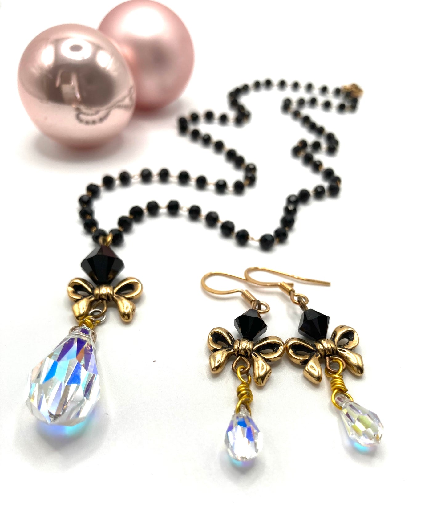 Collana e orecchini con goccia cristallo