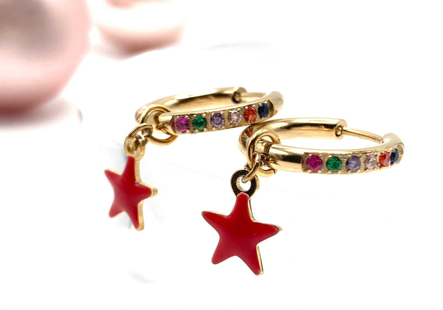 Orecchini a cerchio con stellina