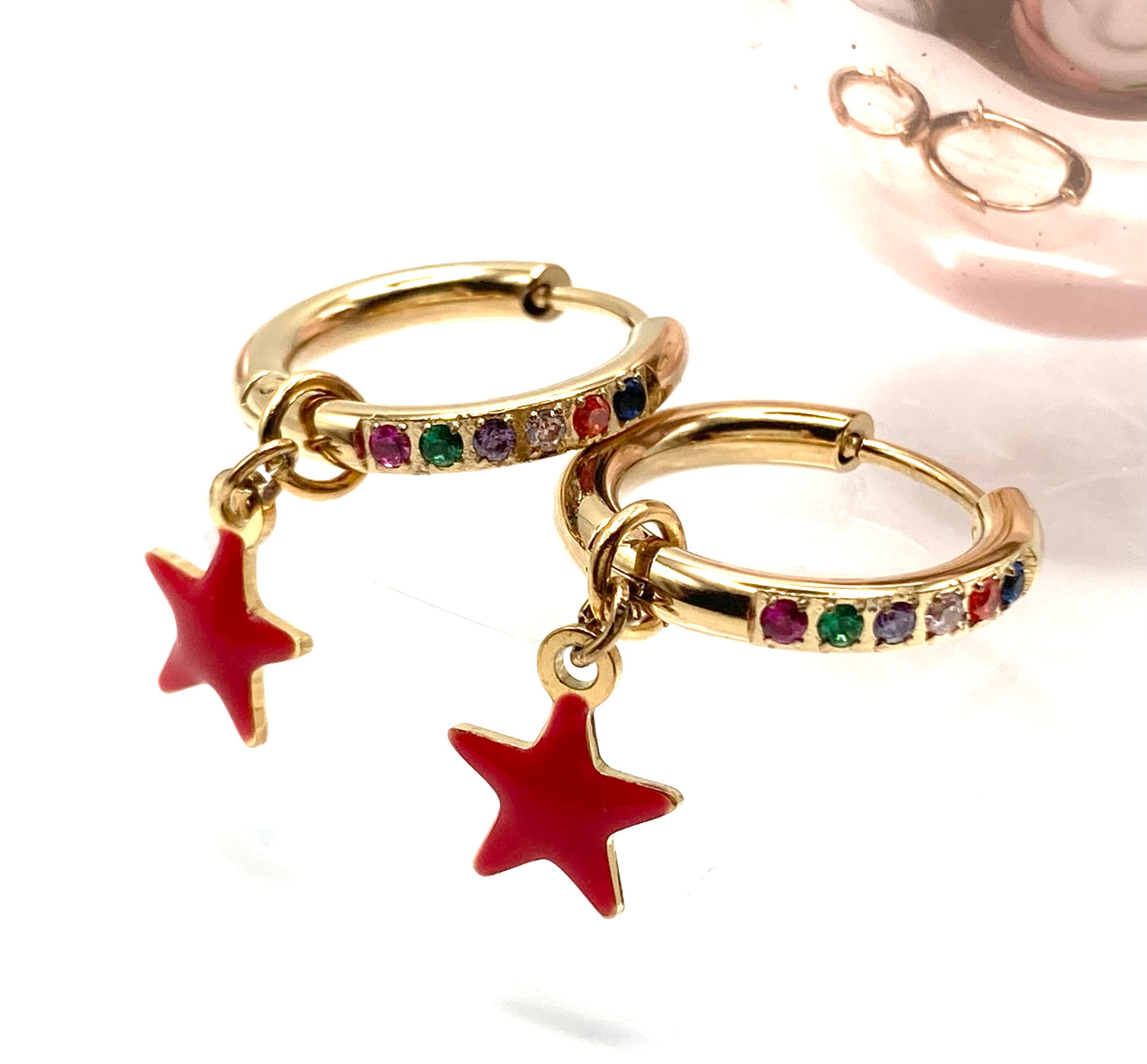 Orecchini a cerchio con stellina