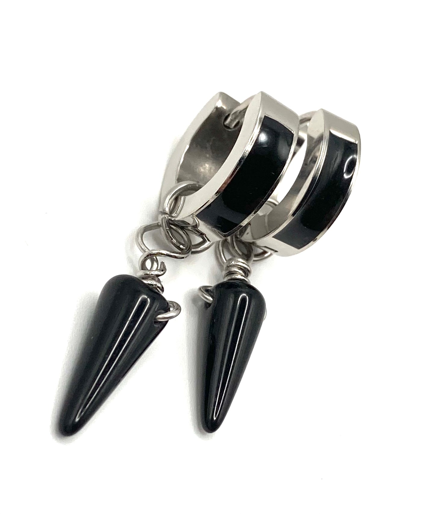 Orecchini a cerchio smaltati