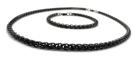 Collana e bracciale intrecciati