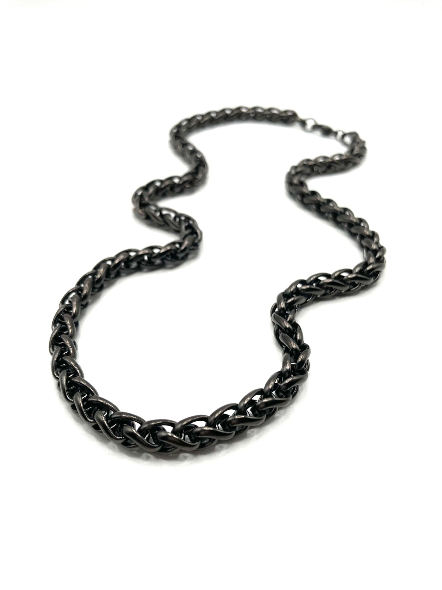 Collana e bracciale intrecciati