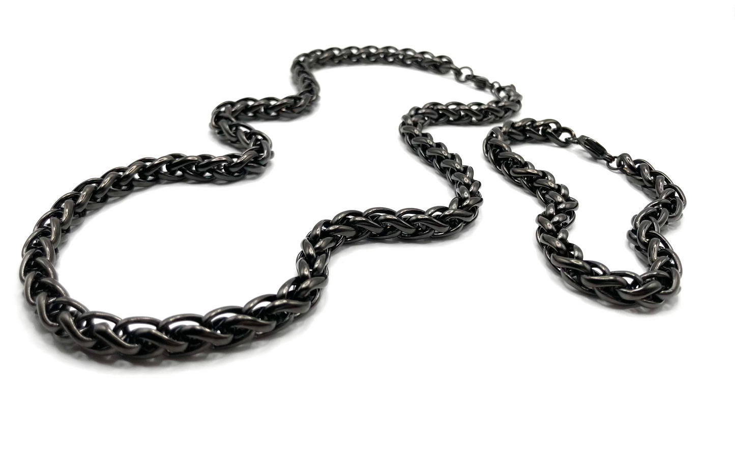 Collana e bracciale intrecciati