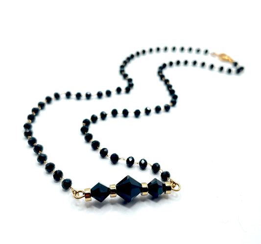Collana con cristalli neri