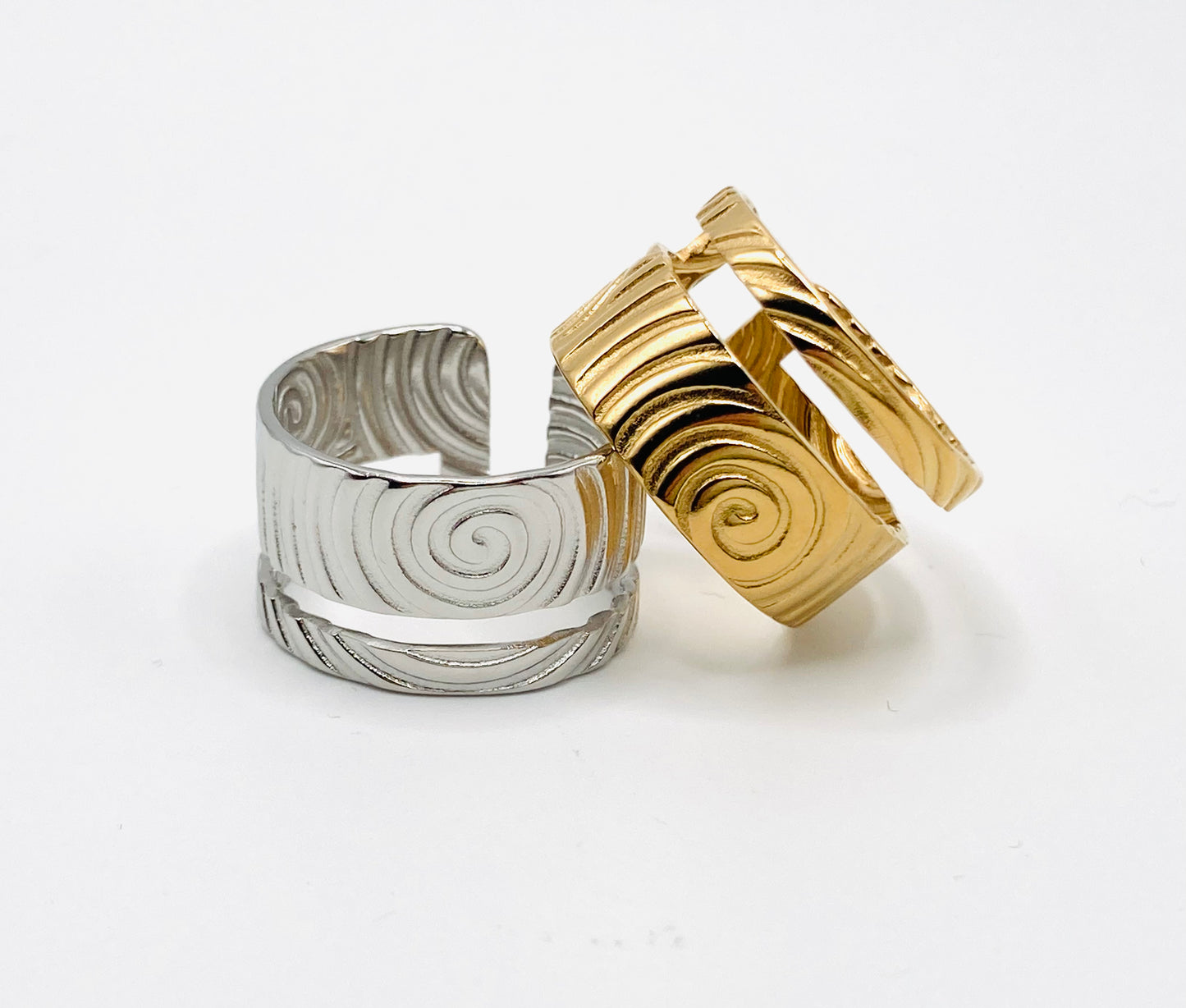 Anello a fascia con spirali