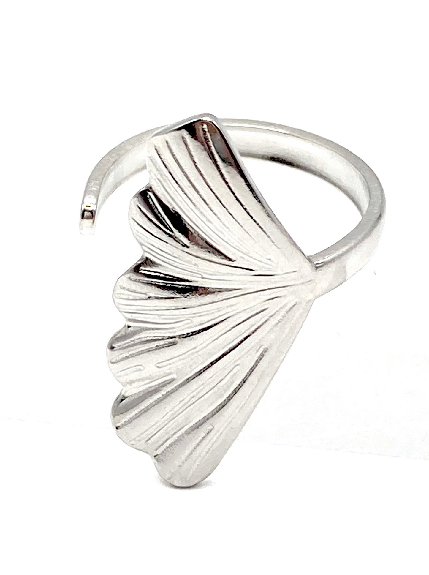 Anello con foglia